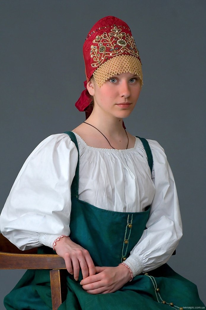 Кокошник венец коруна