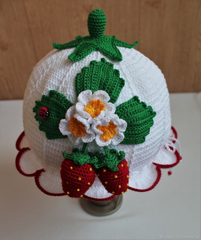 Шляпа из ириса крючком