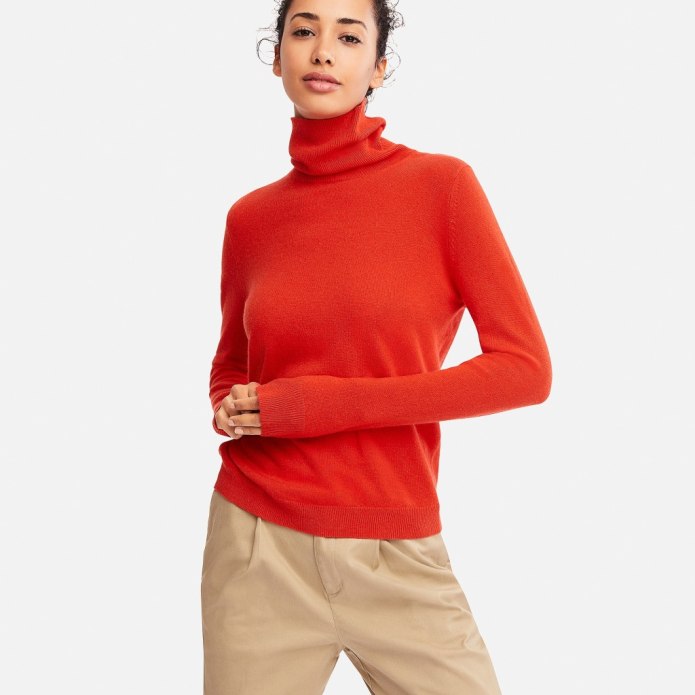 Водолазка зеленая Uniqlo