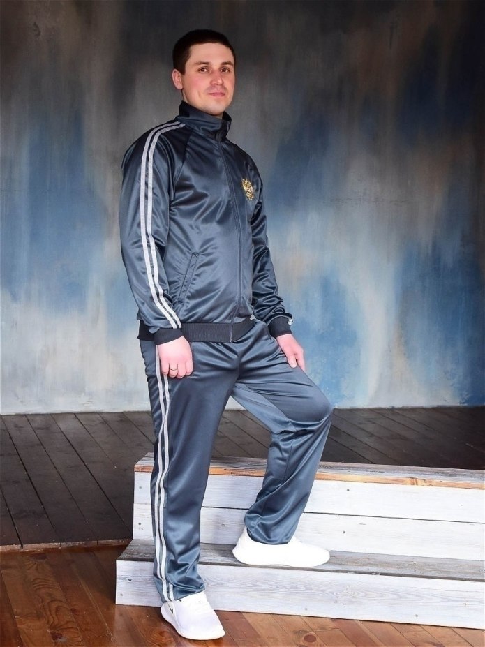 Спортивные костюмы мужские модные