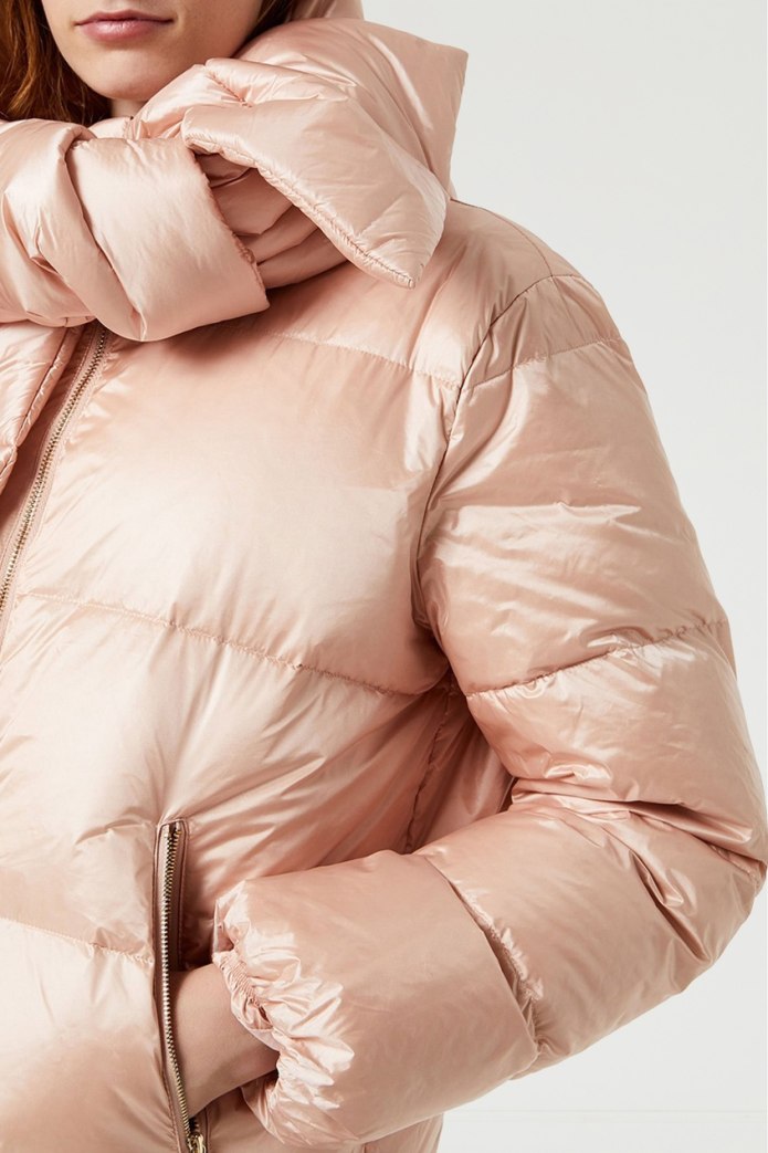 Пуховик спальный мешок vetements