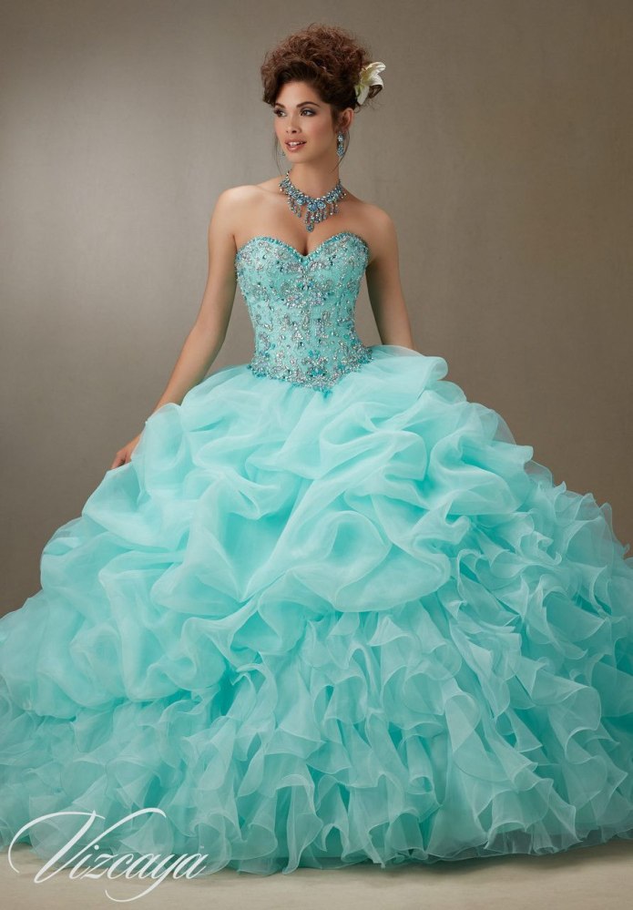 Quinceanera платья