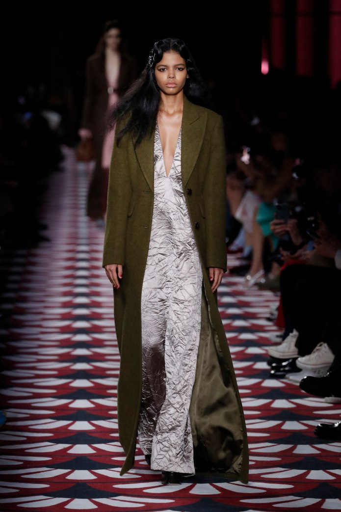 Fendi коллекция осень зима 2021-2022