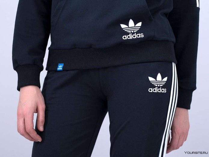 Спортивный костюм adidas 3s