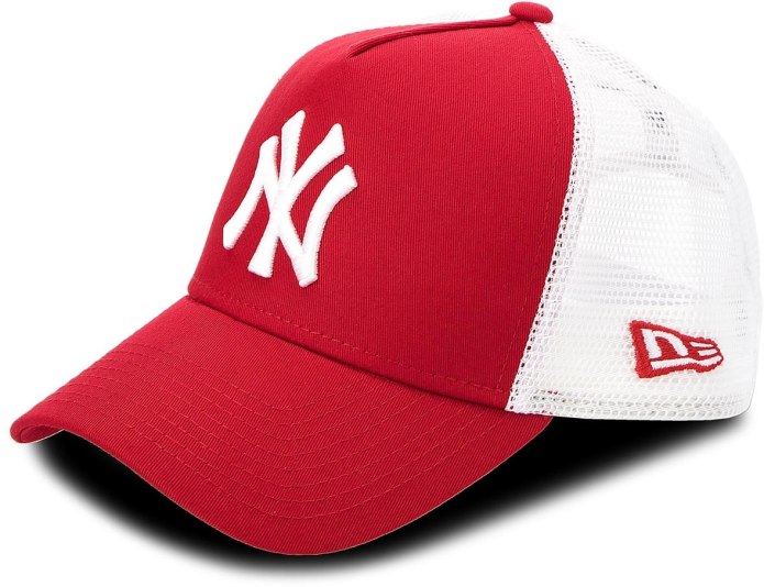 Бейсболка тракер 47 brand