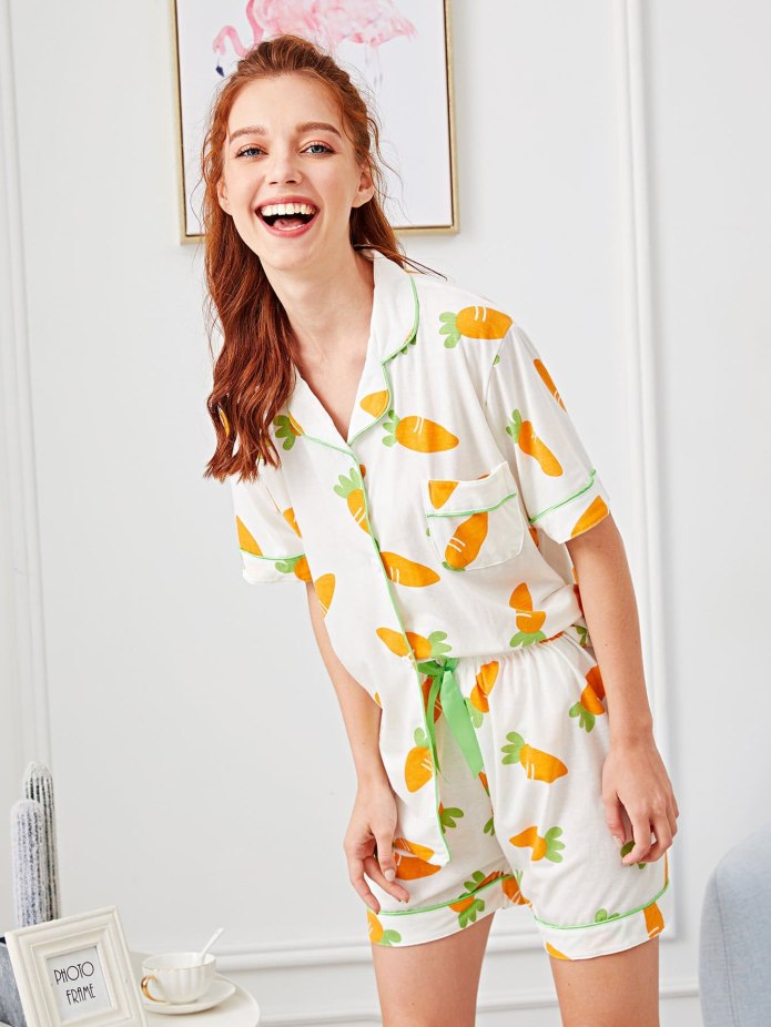 DKNY пижама горчичная