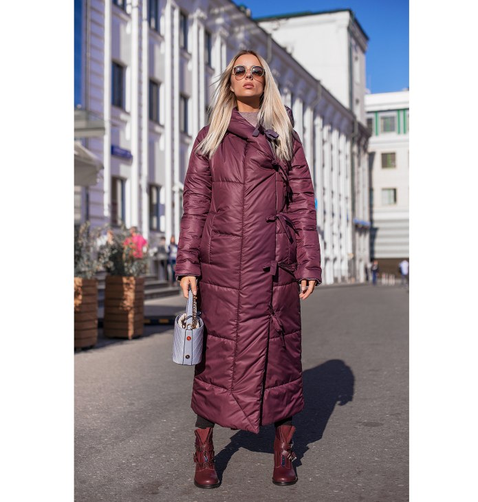 Aritzia пуховики
