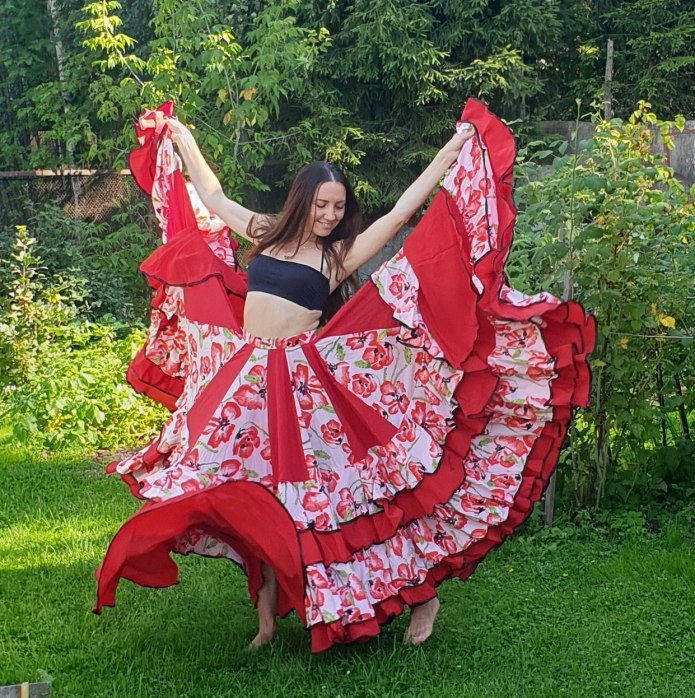 Цыганский костюм женский