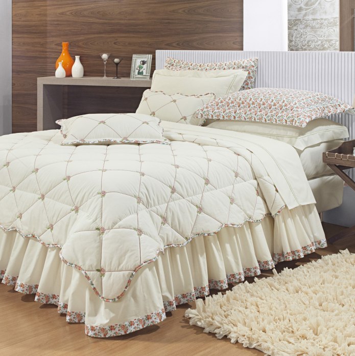 Стеганое покрывало Queen 230x200