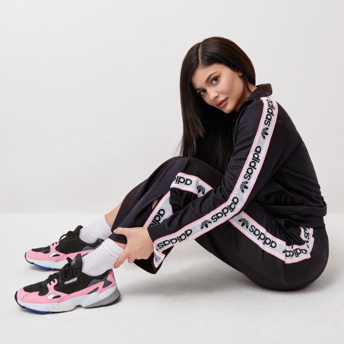 Спортивный костюм adidas w TS co ENERGIZ