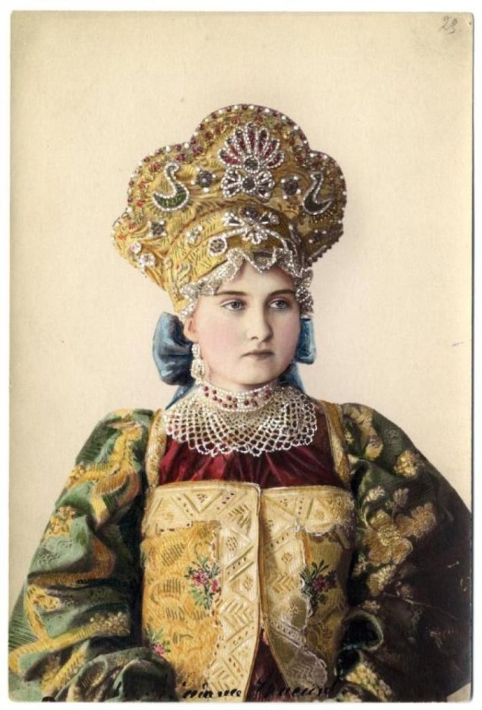 Повойник в древней Руси