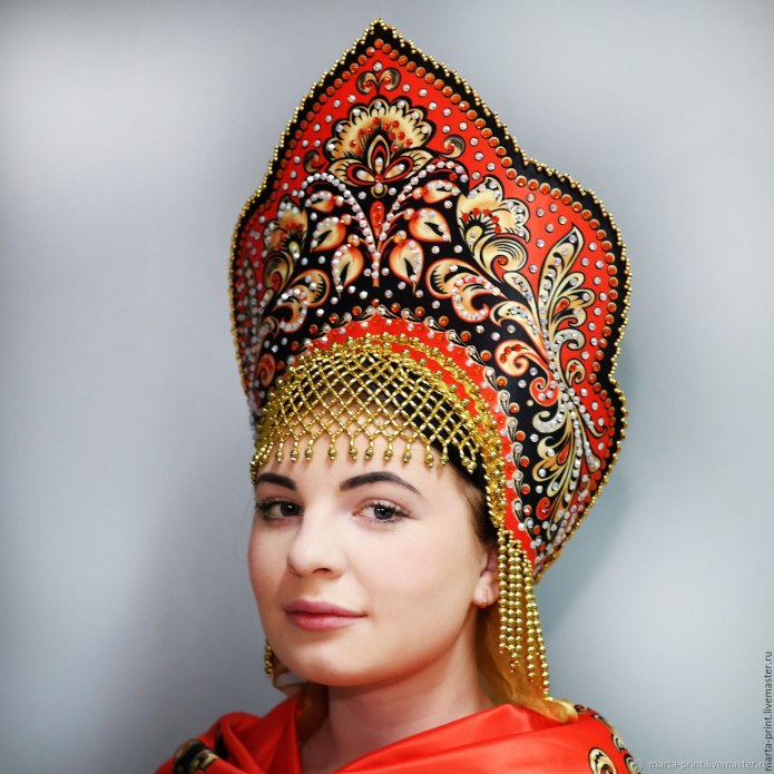 Головной убор "коруна"