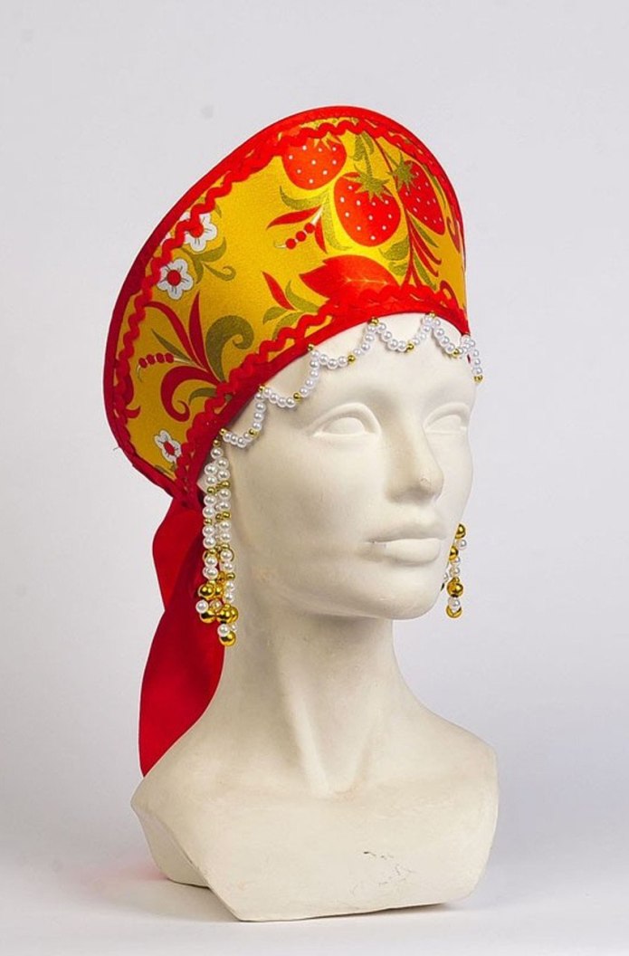 Женский головной убор кокошник