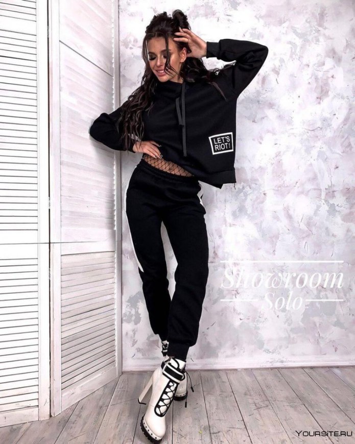 Спортивные костюмы Emporio Armani женские Стокманн