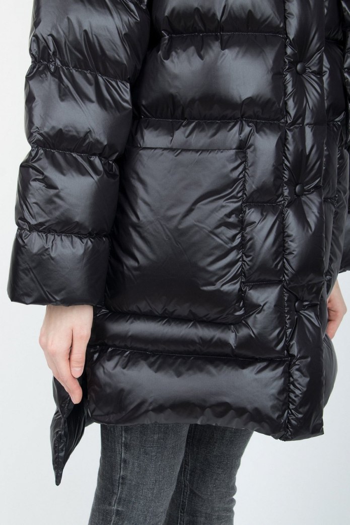 Red Valentino пуховик ur3cpoob
