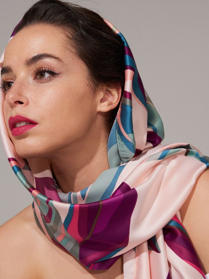 Шарф 2020-2021 Vogue