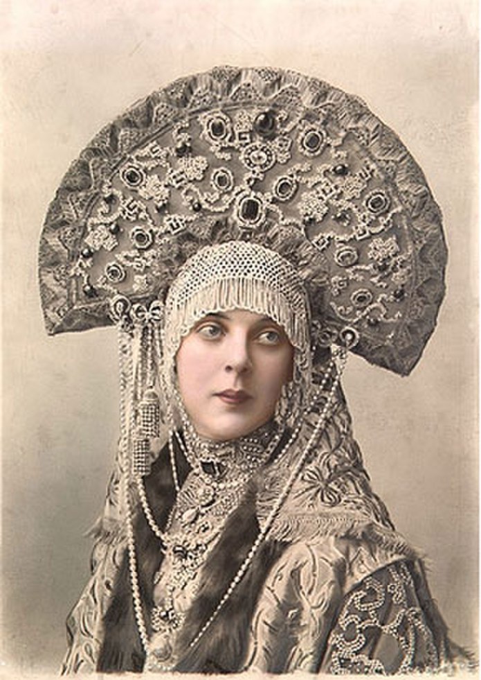 Костромской кокошник