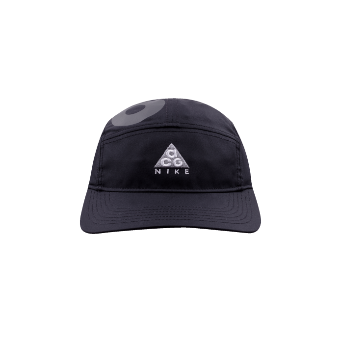 Бейсболка Nike ACG на авито