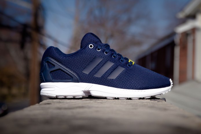 Кроссовки адидас ZX Flux