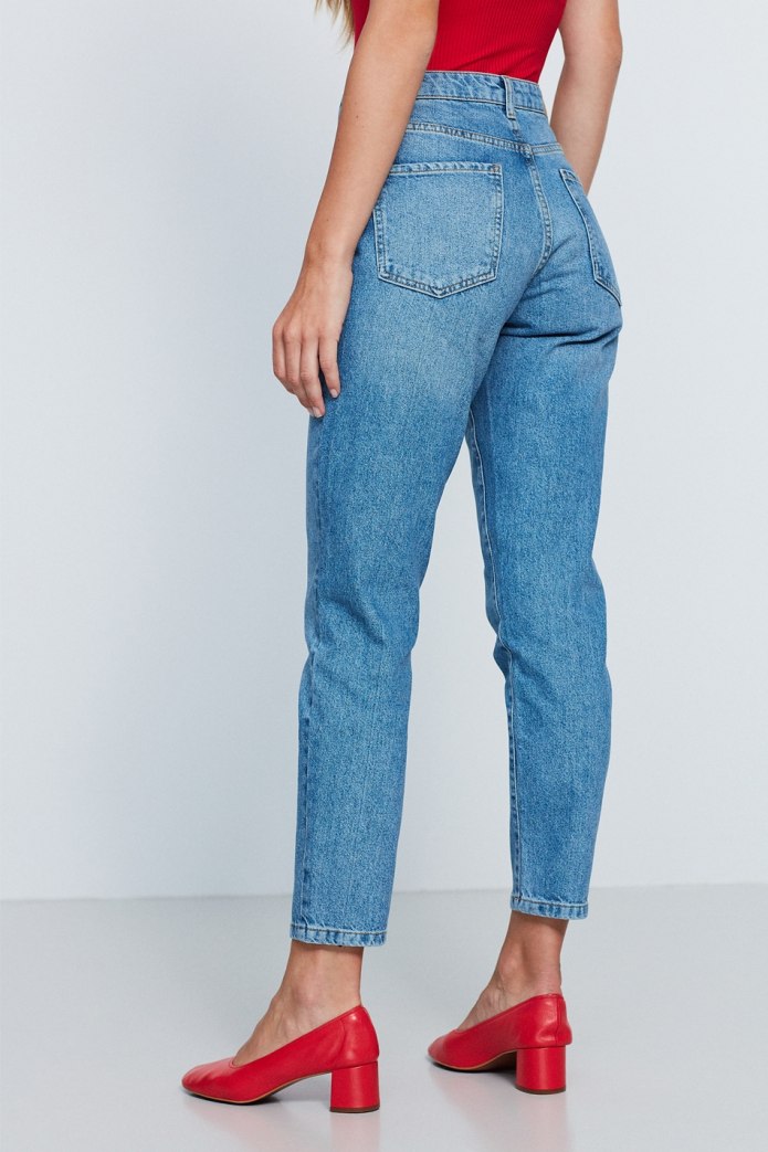 Джинсы mom Fit 2021