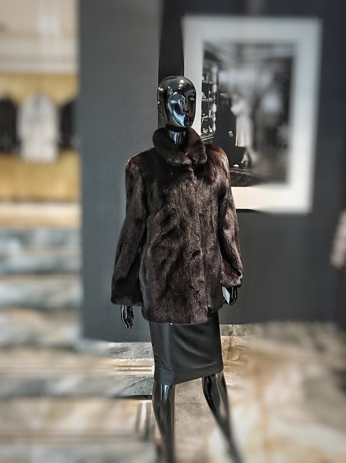 Шуба из лисы Снежная Королева