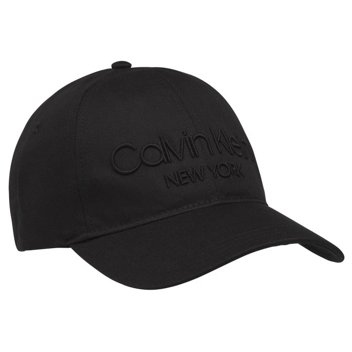 Calvin Klein New York бейсболка мужская