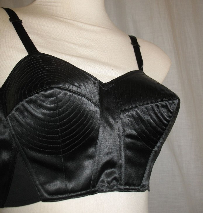 Винтажный бюстгальтер Bullet Bra 75b