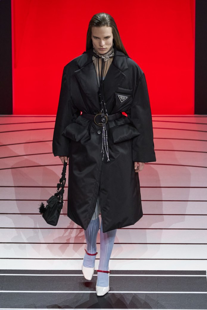 Burberry подиум 2021