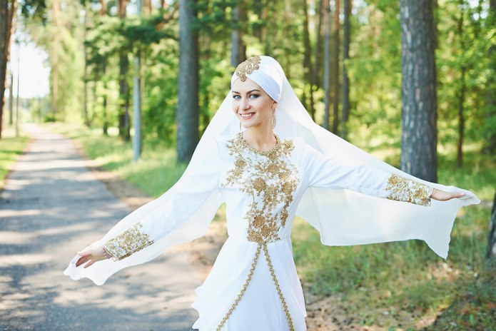 Платок на никах