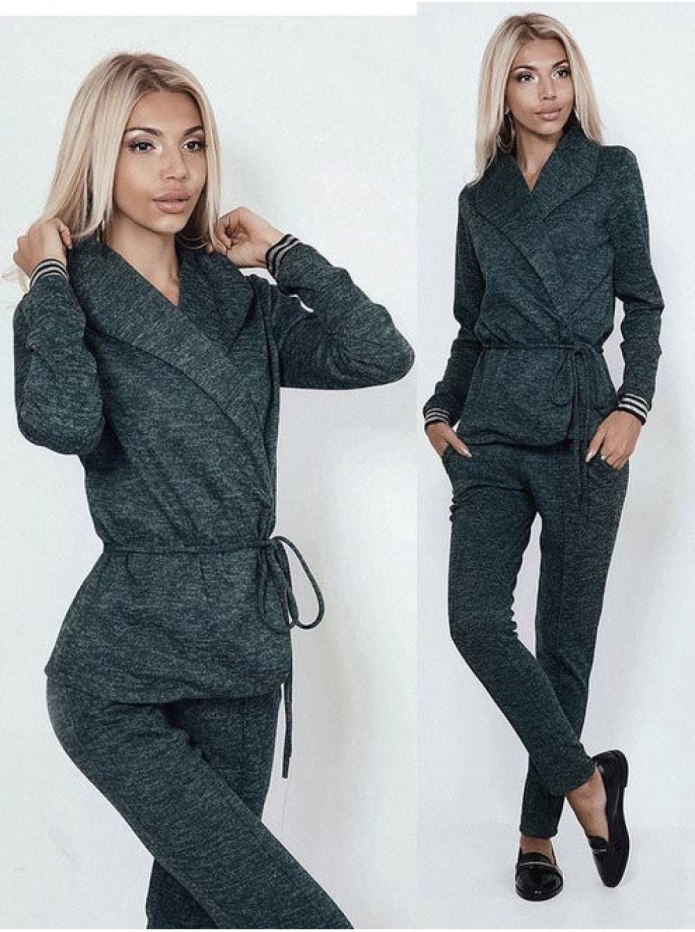 Тёплый костюм женский