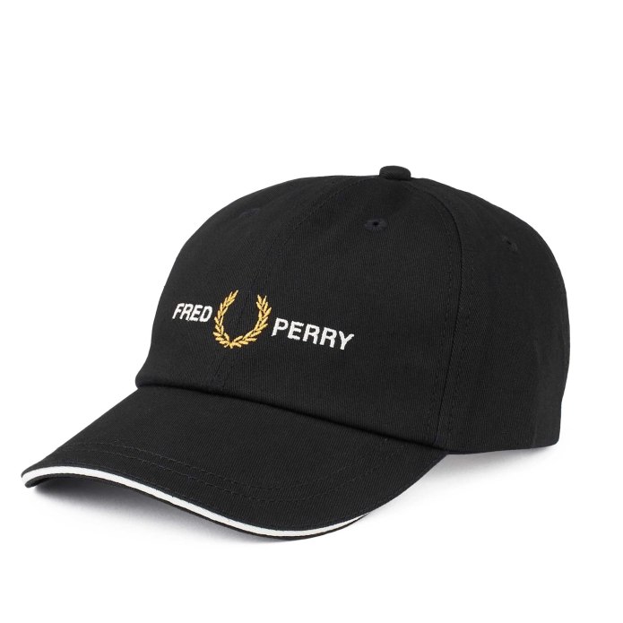 Кепка Fred Perry вид спереди
