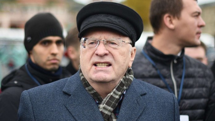 Шапка жириновка