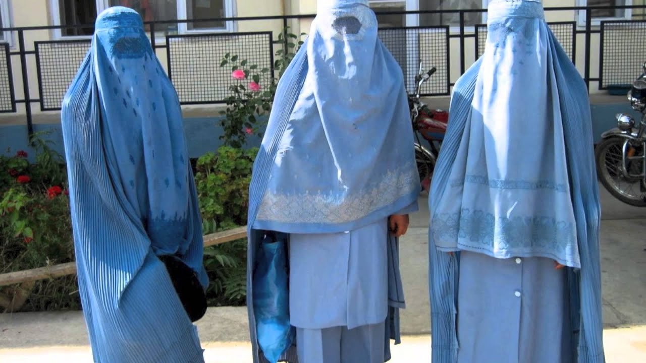 Хиджаб бурка никаб паранджа
