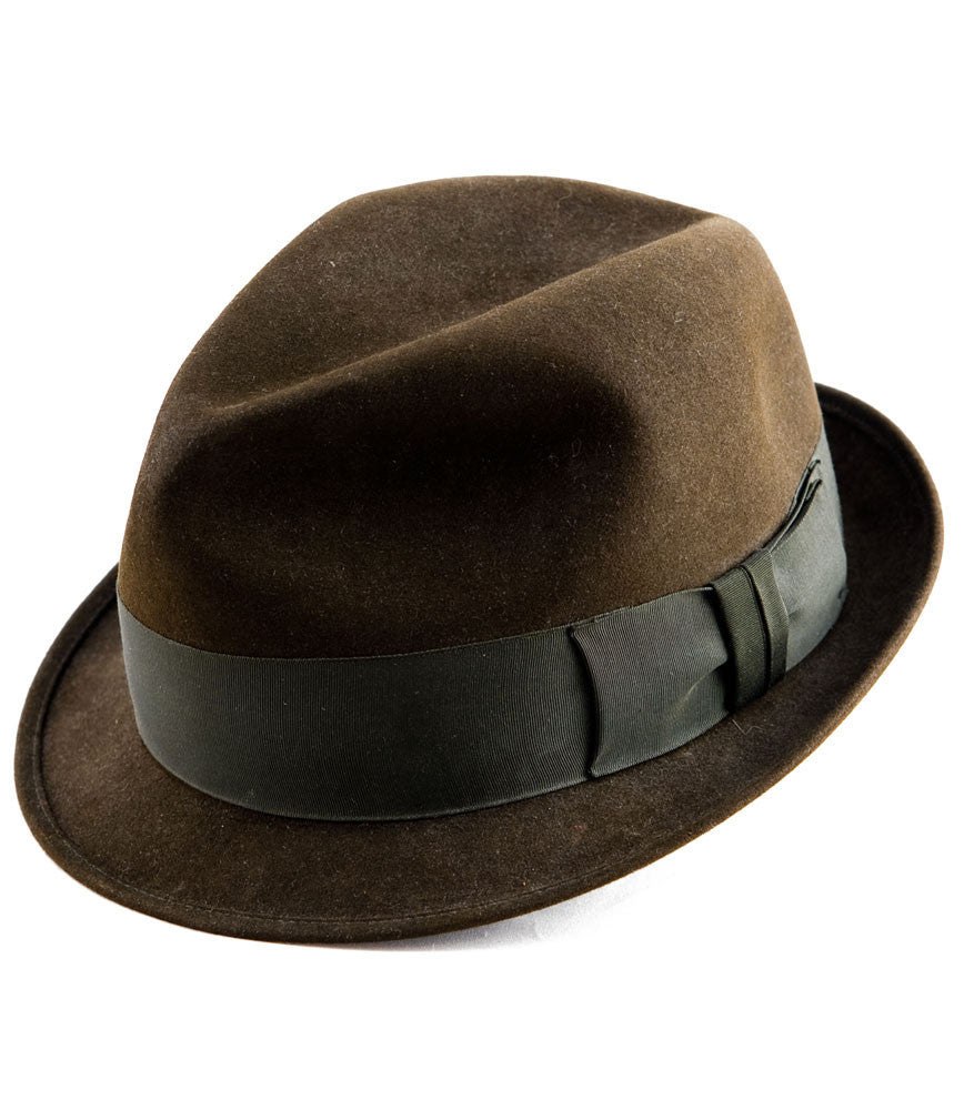 Шляпу убили. Шляпа Федора трилби. Fedora шляпа мужская. Stetson женская шляпа. Шляпа Докер Stetson.