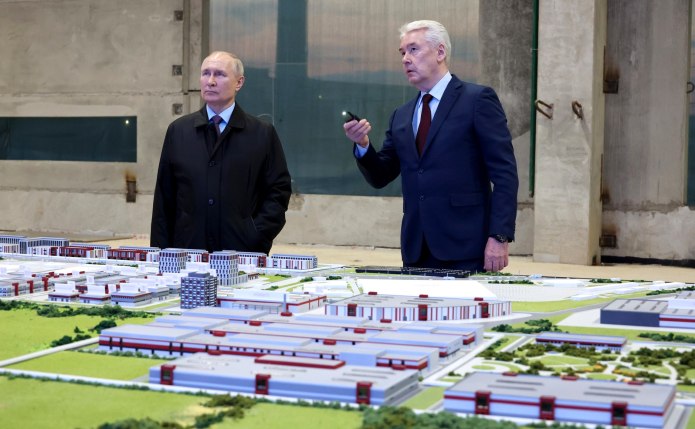 Костюм с шортами женский