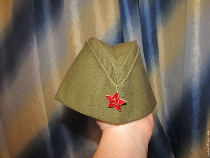 Пилотка военных лет