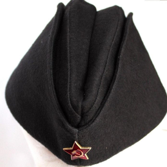 Пилотка черная