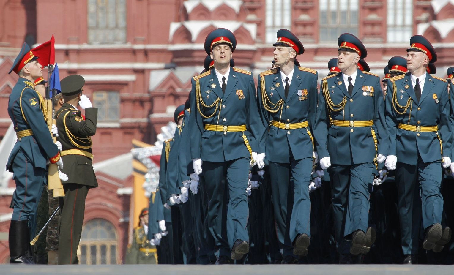 Парадная форма вооруженных сил российской федерации