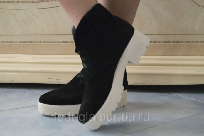Ботинки Челси женские белые