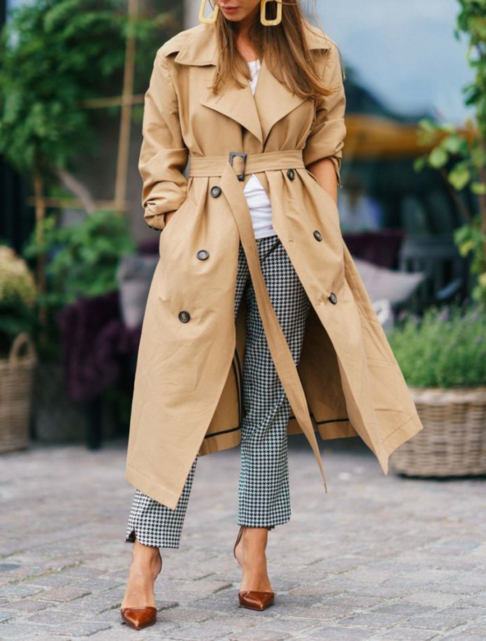 Тренч цвета кэмэл Street Style