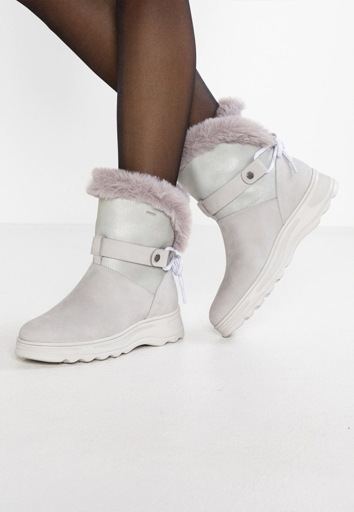 Manolo Blahnik туфли 2022