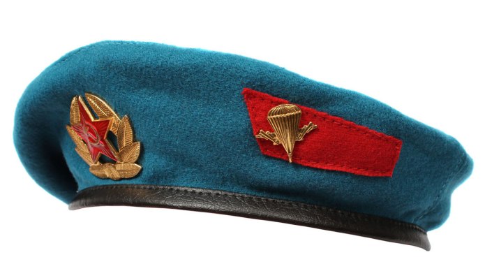 Береты родов войск