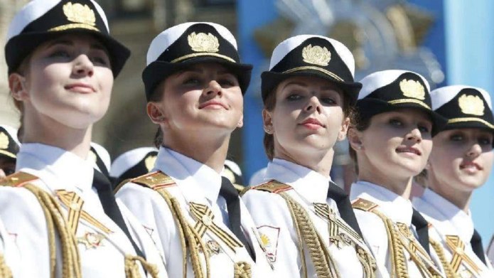 Курсантки Вольского военного института