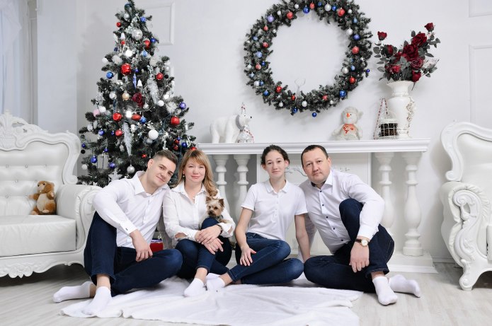 Новогодняя фотосессия образы для всей семьи