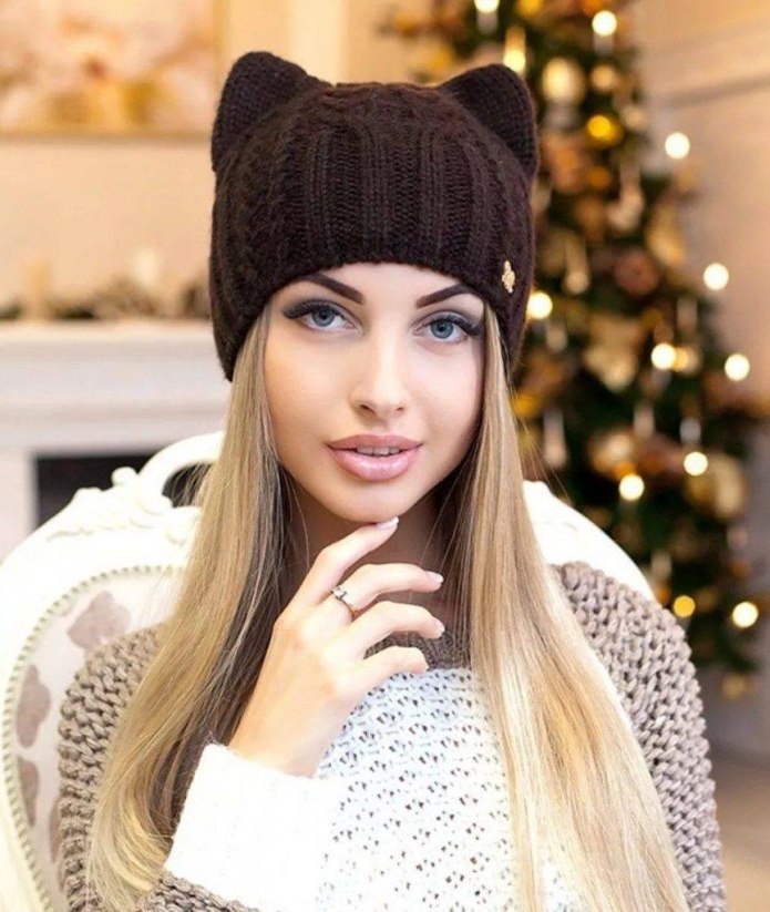 Шапка с ушками Микки Мауса