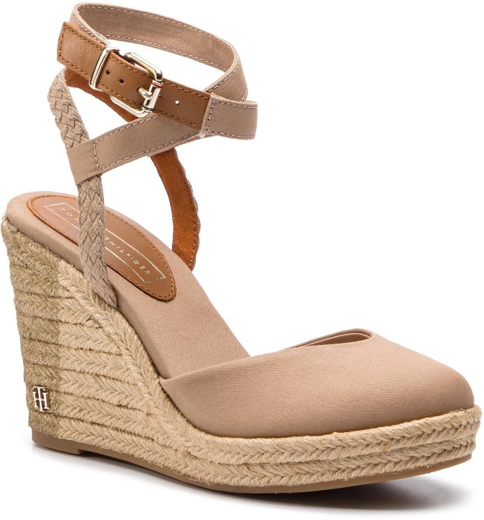 Clarks 203538075 босоножки женские на танкетке