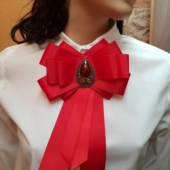 Бант на шею