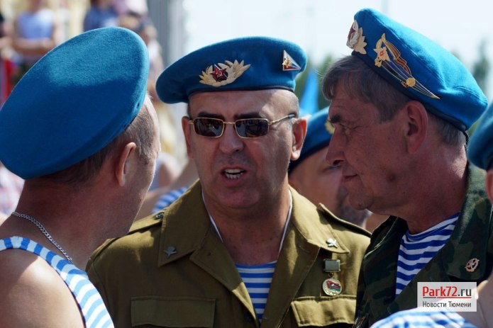 Берет голубой