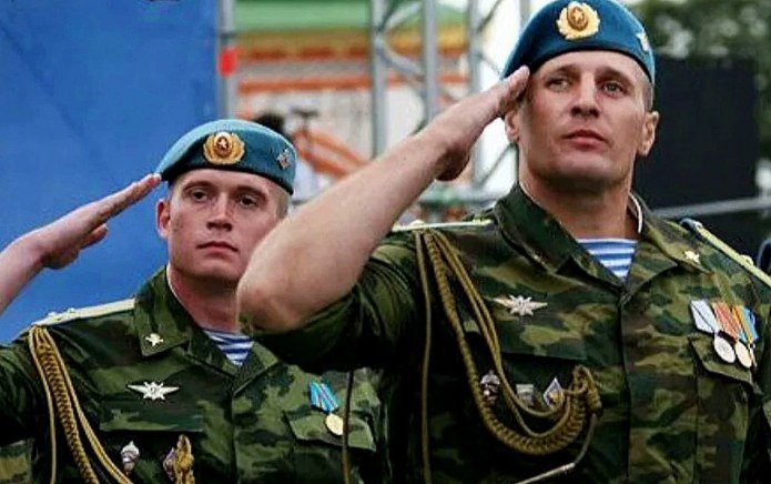 .Беретка ВДВ 2000