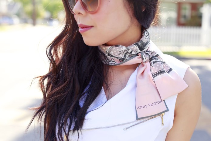 Louis Vuitton Bandeau Scarf